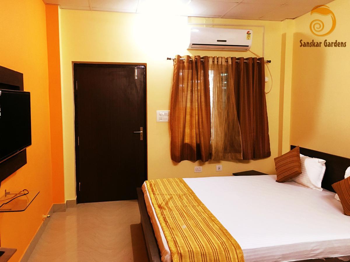 Sanskar Gardens Hotel Ranchi Buitenkant foto