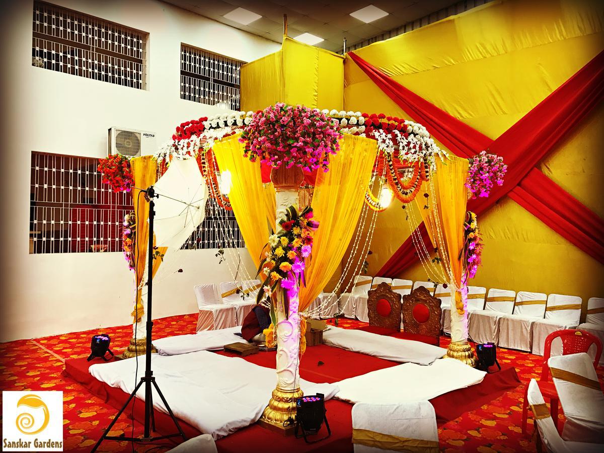 Sanskar Gardens Hotel Ranchi Buitenkant foto