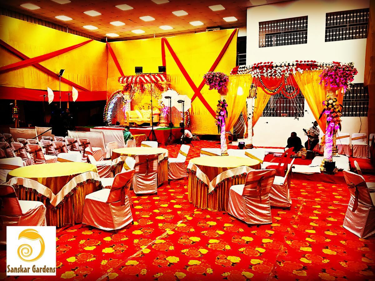 Sanskar Gardens Hotel Ranchi Buitenkant foto
