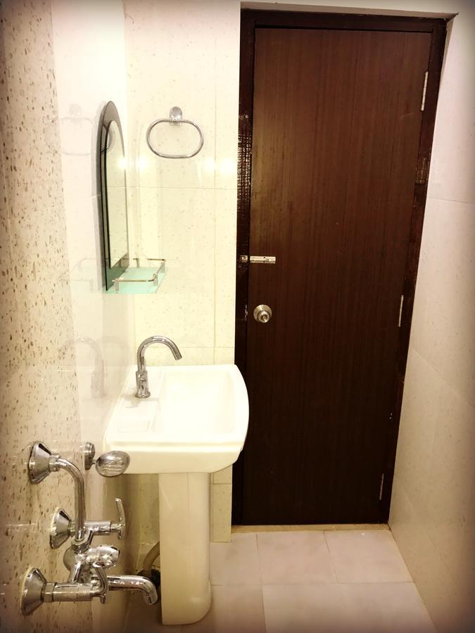 Sanskar Gardens Hotel Ranchi Buitenkant foto
